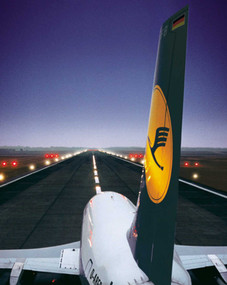 The Wings of the Crane, 50 Years of Lufthansa Design by Volker Fischer, 9783932565533