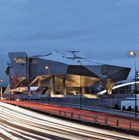 Coop Himmelb(l)au, Musée des Confluences, Lyon (Opus 79) by Frank R. Werner, Christian Richters, 9783932565793