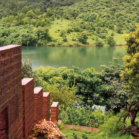 Spaces Inspired by Nature (Shirish Beri) by Yashwant Pitkar, 9783936681826