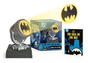 Batman: Die-Cast Metal Mini Bat-Signal by Adam Beechen, 9798894142265