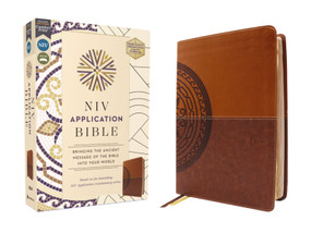 NIV Application Bible, Leathersoft, Brown, Red Letter, Comfort Print (Bringing the Ancient Message of the Bible into Your World) by Zondervan, 9780310465140