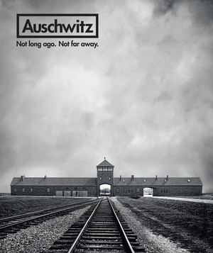 Auschwitz (Not Long Ago. Not Far Away.) by Robert Jan van Pelt, Luis Ferreiro, Miriam Greenbaum, 9780789213310