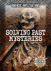 Solving Past Mysteries by Lucy Green, 9781918246513