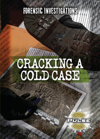 Cracking a Cold Case by Lucy Green, 9781918246551