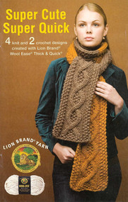 Super Cute Super Quick Crochet (4 Knit and 2 Crochet Designs Created With Lion Brand Wool-Ease Thick & Quick) by Debbie Macomber, 9781574863765