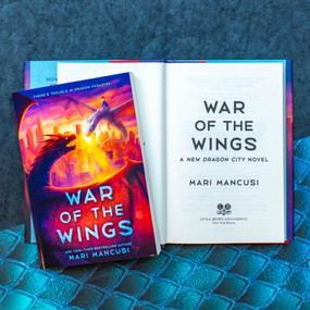 War of the Wings by Mari Mancusi, 9780316603379