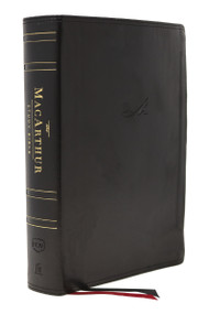 NKJV, MacArthur Study Bible, Black Leathersoft, Thumb Indexed, Comfort Print by John F. MacArthur, Thomas Nelson, 9780785223320
