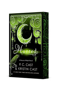 Hunted (Deluxe Edition) by P. C. Cast, Kristin Cast, 9781250447142