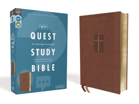 NIV, Quest Study Bible, Leathersoft, Brown, Comfort Print (The Only Q and A Study Bible) by Christianity Today Intl., Zondervan, 9780310450849