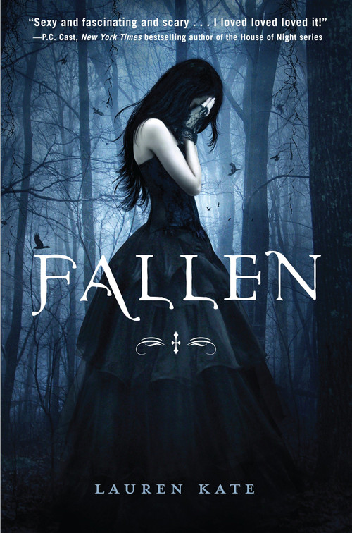 Fallen by Lauren Kate, 9780385738934