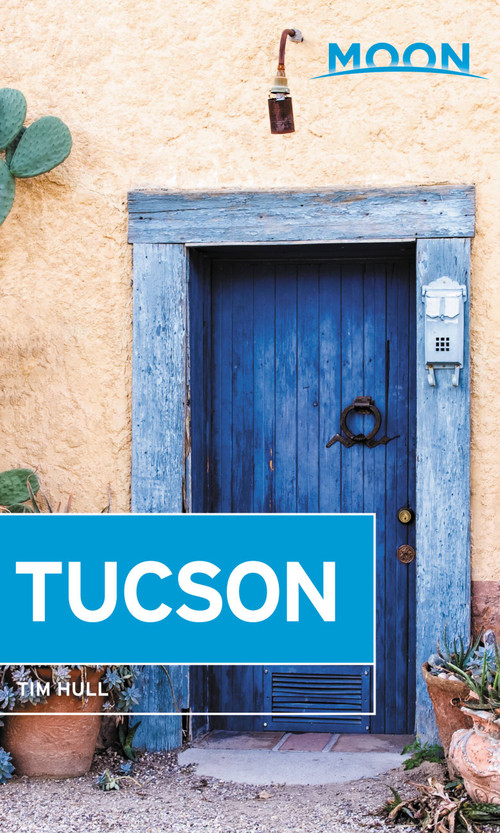 Moon Tucson - 9781640497252 by Tim Hull, 9781640497252