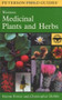 A Peterson Field Guide to Western Medicinal Plants and Herbs by Christopher Hobbs, Steven Foster, Roger Tory Peterson, 9780395838068