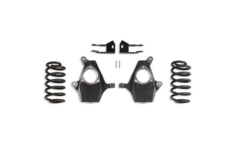 2000-2006 Chevy Suburban 2wd/4wd 2/4" Lowering Kit - MaxTrac KS331024