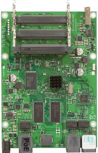 MikroTik RB433UL Routerboard, Atheros AR7130, 300Mhz CPU speed, 64MB R ( RB433UL )