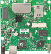 MikroTik RB912UAG-5HPnD 1000mW 5GHz11a/n 600Mhz OSL4 64MB mPCIe