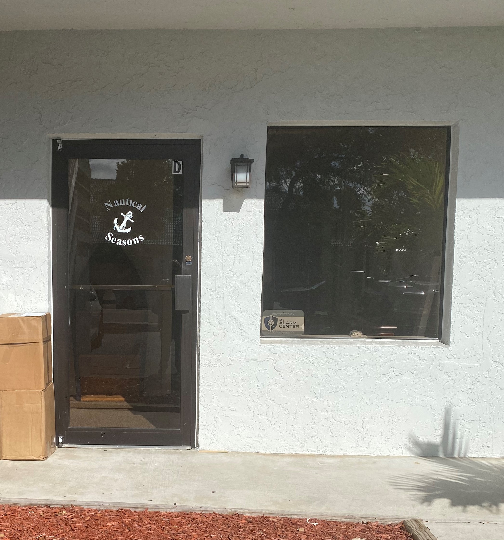office-with-logo-2020.jpeg office-with-logo-2020.jpeg