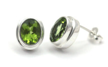 Peridot Post Earrings (3628)