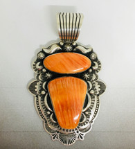 Spiny Oyster Shell Pendant (4114)