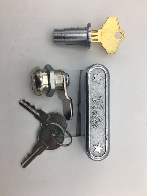 BIG Lock & Key for BOTTOM of Toy N Joy Vintage 2" Toy Capsule Vending Machine 