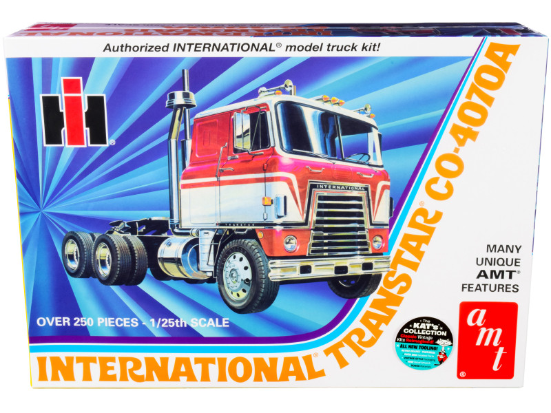 Skill 3 Model Kit International Transtar CO-4070A Truck Tractor 1/25 Scale Model AMT AMT1203