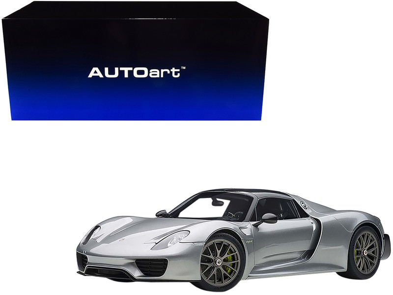 Porsche 918 Spyder Weissach Package Silver 1/12 Model Car Autoart 12123