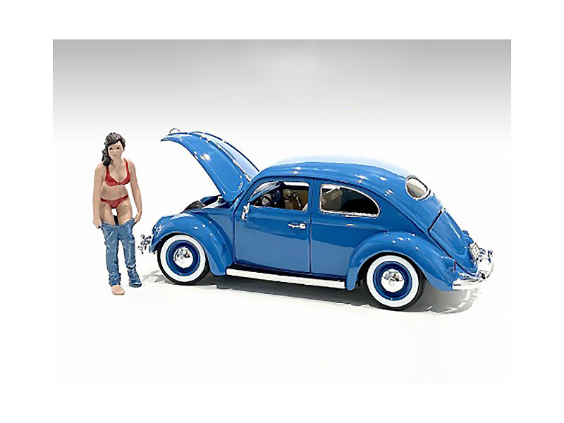 Beach Girl Gina Figurine for 1/18 Scale Models American Diorama AD76314