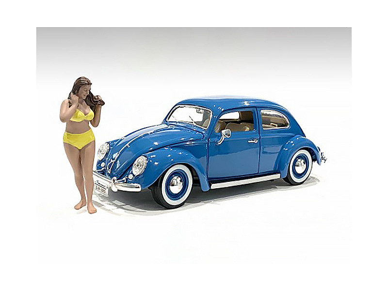 Beach Girl Amy Figurine for 1/24 Scale Models American Diorama 76416