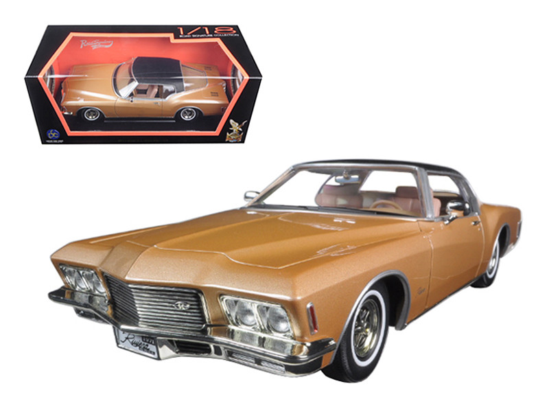 1971 Buick Riviera GS With Vinyl Top Gold 1/18 Diecast Model Car Road Signature 92558