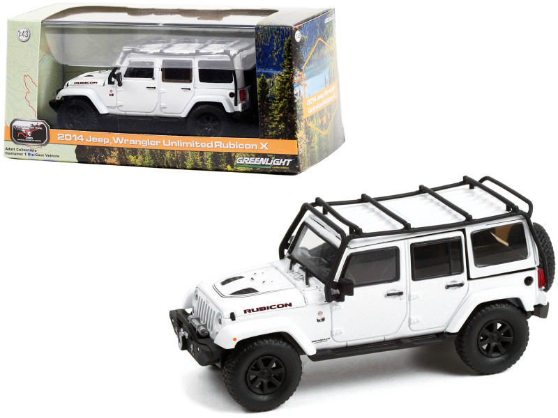 2014 Jeep Wrangler Unlimited Rubicon X Off Road Bright White Jeep Official Badge of Honor The Rubicon Trail Lake Tahoe California 1/43 Diecast Model Car Greenlight 86197