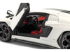 Lamborghini Countach LPI 800-4 White 1/24 Diecast Model Car Bburago 21102WH