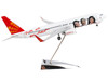 Boeing 737 800 Commercial Aircraft SpiceJet White with Red Tail Gemini 200 Series 1/200 Diecast Model Airplane GeminiJets G2SEJ432