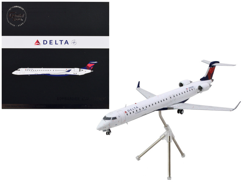 Bombardier CRJ900 Commercial Aircraft Delta Air Lines Delta Connection N800SK White with Blue and Red Tail Gemini 200 Series 1/200 Diecast Model Airplane GeminiJets G2DAL1278