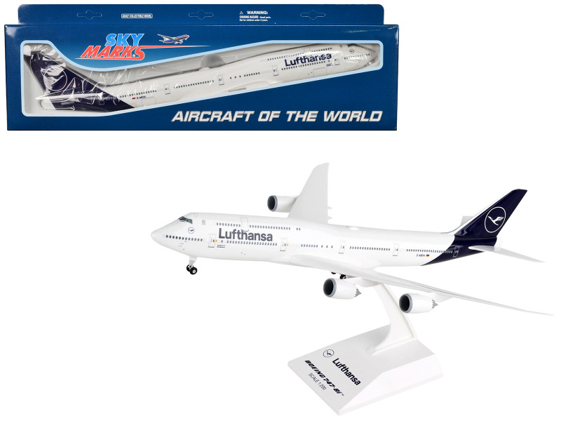 Boeing 747 8I Commercial Aircraft with Landing Gear Lufthansa D ABYA White with Dark Blue Tail Snap Fit 1/200 Plastic Model Skymarks SKR1040