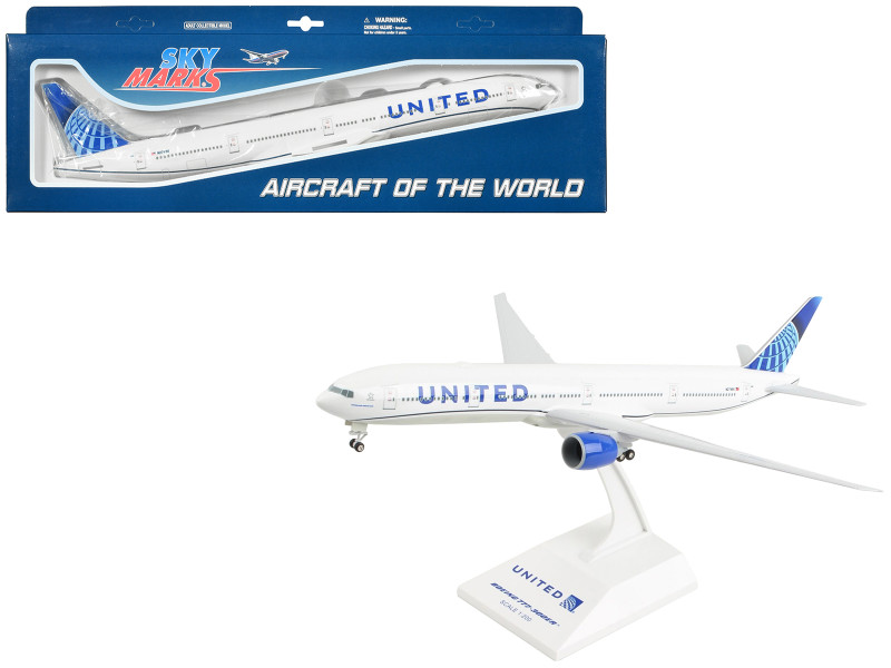 Boeing 777 300 Commercial Aircraft with Landing Gear United Airlines N2749U White with Blue Tail Snap Fit 1/200 Plastic Model Skymarks SKR1054