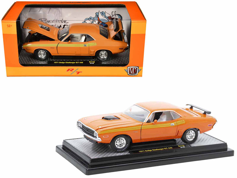 1971 Dodge Challenger R/T 440 Orange Yellow Stripes White Interior Limited Edition 5250 pieces Worldwide 1/24 Diecast Model Car M2 Machines 40300-116B