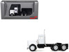 Peterbilt Short Day Cab White 1/87 (HO) Plastic Model Car Promotex 015232W