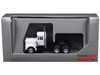 Peterbilt Short Day Cab White 1/87 (HO) Plastic Model Car Promotex 015232W