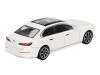 BMW i7 xDrive60 Mineral White Metallic Limited Edition 1/64 Diecast Model Car Mini GT MGT00819