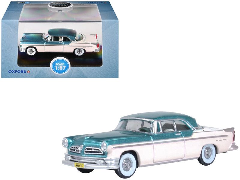 1955 Chrysler New Yorker Deluxe St Regis Jade Green Metallic and Cream 1/87 (HO) Scale Diecast Model Car Oxford Diecast 87CNY55004