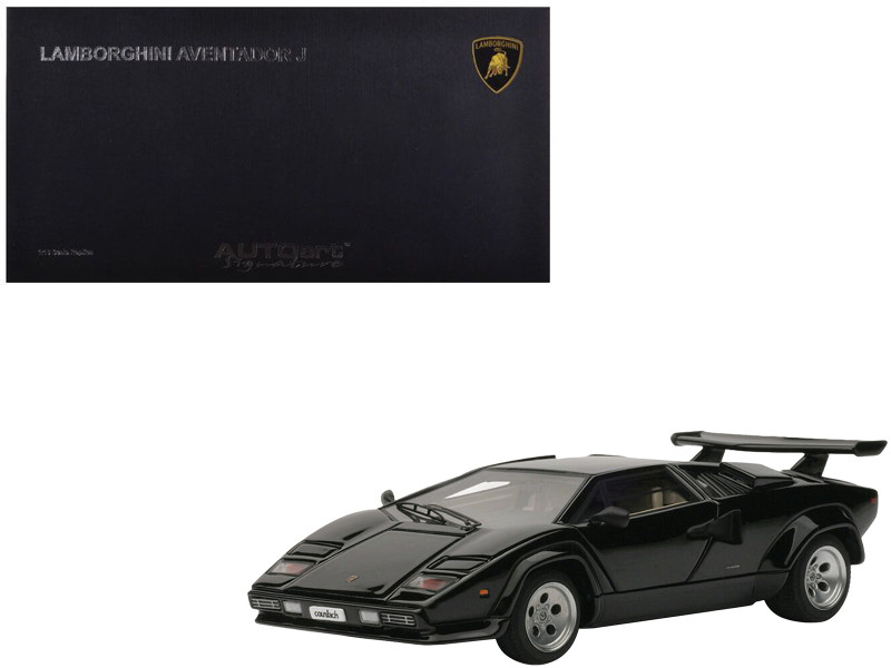 Lamborghini Countach LP 5000 Quattrovalvole Dark Blue Metallic 1
