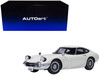 1967 Toyota 2000GT RHD Right Hand Drive White 1/18 Model Car Autoart 79546