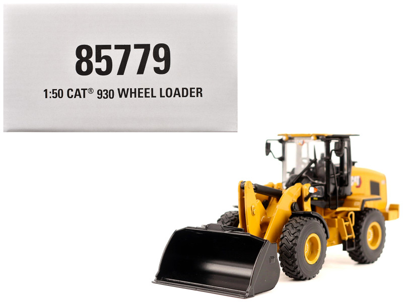 CAT Caterpillar 930 Wheel Loader with Operator Yellow High Line Series 1/50 Diecast Model Diecast Masters 85779