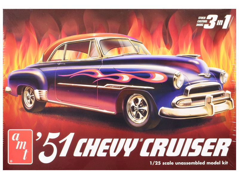 Skill 2 Model Kit 951 Chevrolet Cruiser 3-in-1 Kit 1/25 Scale Model AMT AMT1556
