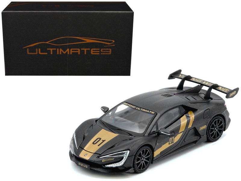 Yangwang U9 #01 Carbon Fiber with Gold Stripes APA XPO 2025 Event Edition 1/64 Diecast Model Car Inno Models IN64-YW-APA25