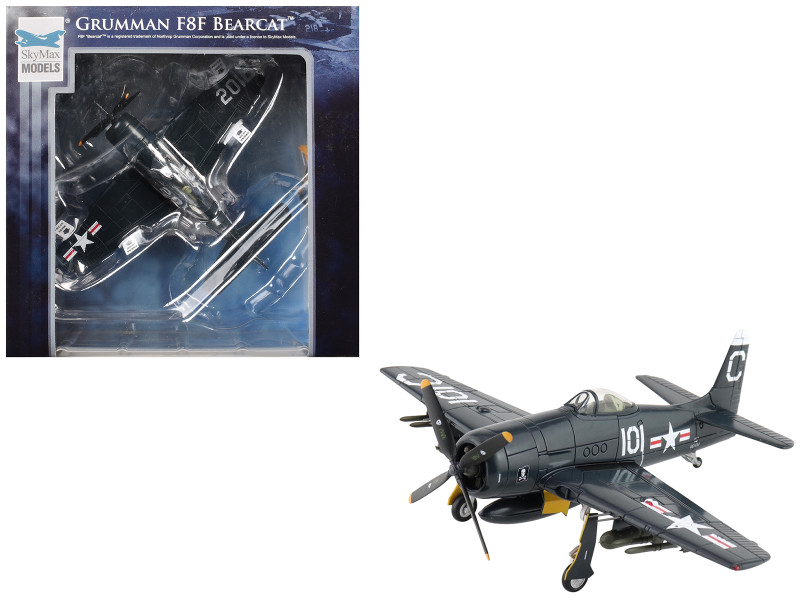 Grumman F8F-2 Bearcats Fighter Aircraft 121717 VF-61 Jolly Rogers 1949 United States Navy SkyMax Flying Heroes Series 1/72 Diecast Model Hobby Master SM1013
