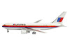 Boeing 767-200ER Commercial Aircraft United Airlines N611UA White with Stripes 1/400 Diecast Model V1:400 400007