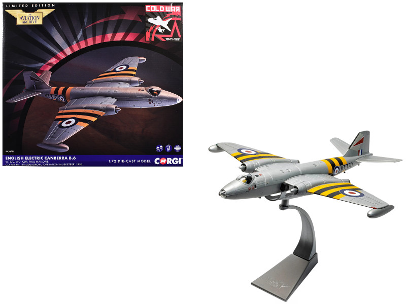 English Electric Canberra B.6 Aircraft WT370 Wg. Cdr. Paul Mallorie No.139 Squadron Operation Musketeer 1956 Royal Air Force The Aviation Archive Series 1/72 Diecast Model Car Corgi AA34711