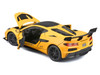 Chevrolet Corvette ZR1 Coupe Yellow with Carbon Top Special Edition Series 1/18 Diecast Model Car Maisto 31475Y