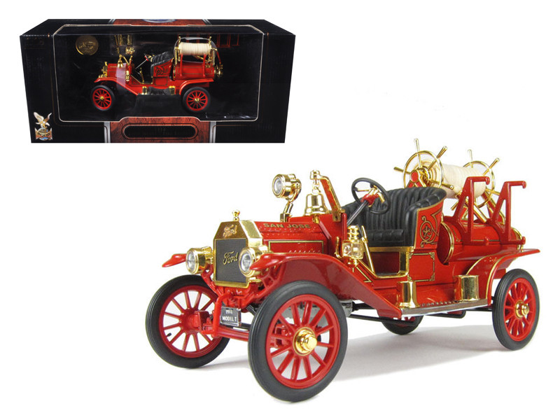 1914 Ford Model T Fire Engine Red 1/18 Diecast Model Car Road Signature 20038