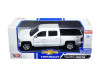 2017 Chevrolet Silverado 1500 LT Z71 Crew Cab White 1/27 Diecast Model Car Motormax 79348